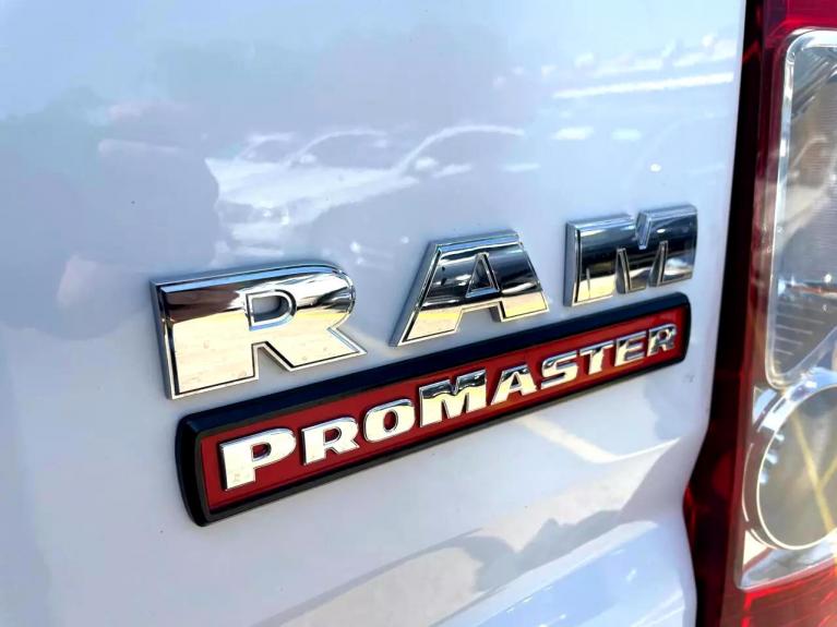 Used 2015 RAM Promaster 2500 High Roof Tradesman 136-in. WB for sale $32,995 at AAN Master 2027 in Gurnee IL 60031 6