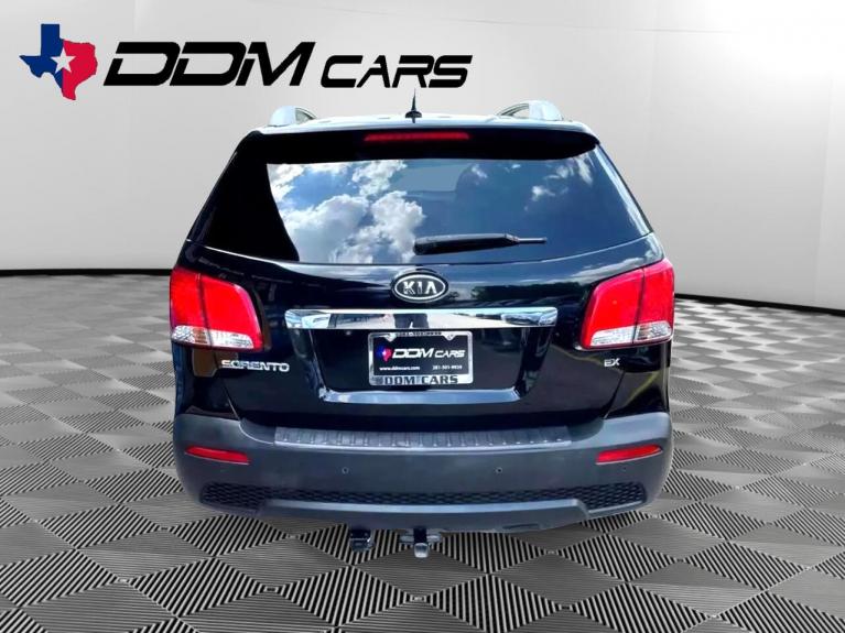 Used 2013 Kia Sorento EX 2WD for sale $10,995 at AAN Master 2027 in Gurnee IL 60031 6