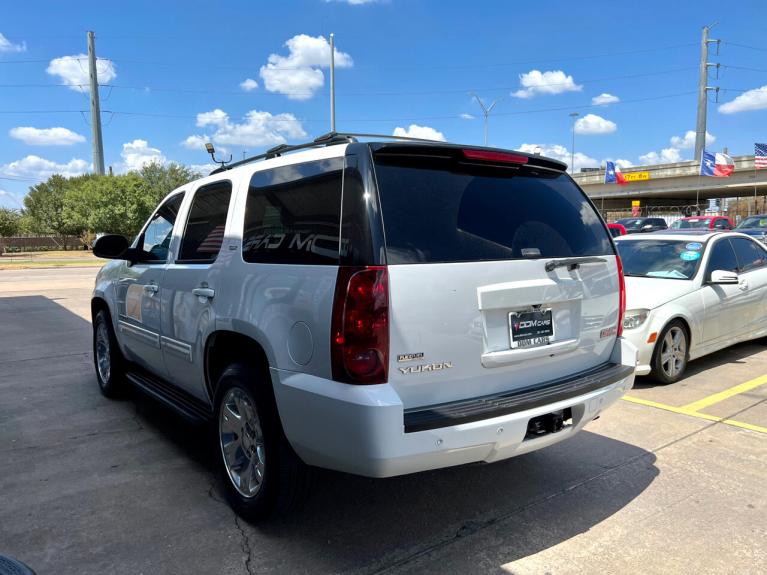 Used 2009 GMC Yukon SLT-2 2WD for sale Sold at AAN Master 2027 in Gurnee IL 60031 5