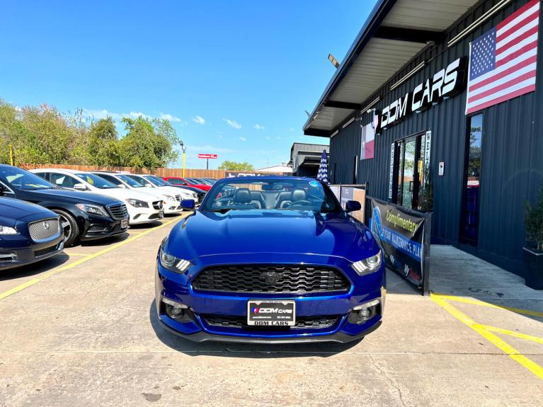 Used 2015 Ford Mustang EcoBoost Premium Convertible for sale $17,995 at AAN Master 2027 in Gurnee IL 60031 3
