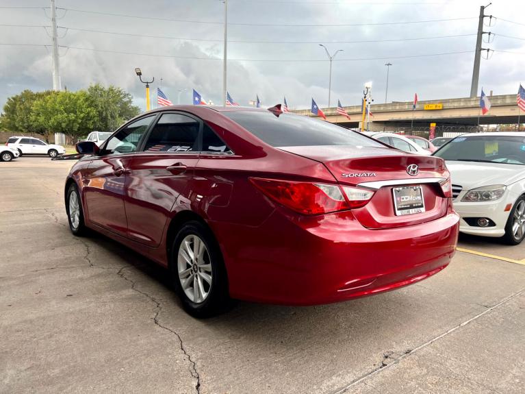 Used 2013 Hyundai Sonata GLS for sale $9,995 at AAN Master 2027 in Gurnee IL 60031 5