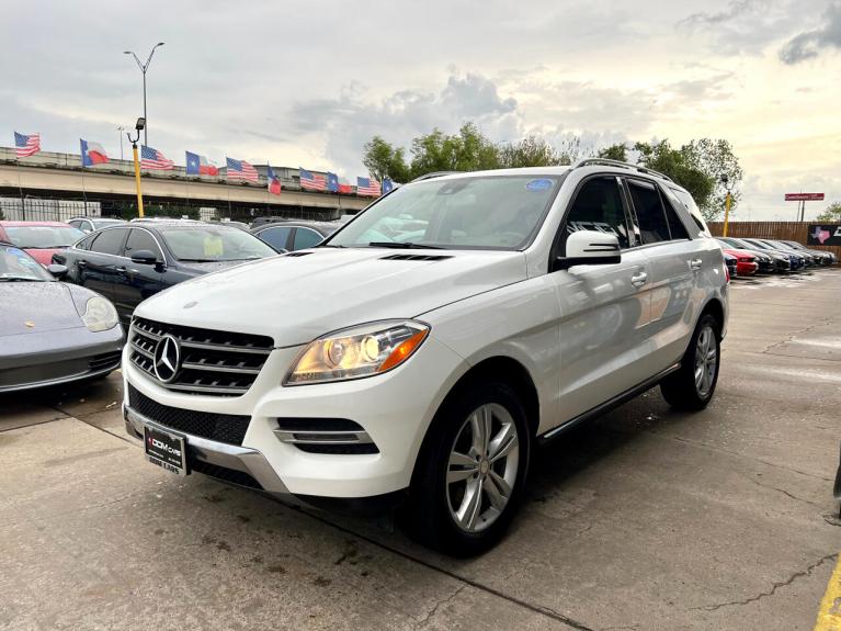 Used 2015 Mercedes-Benz M-Class ML350 4MATIC for sale $15,995 at AAN Master 2027 in Gurnee IL 60031 4