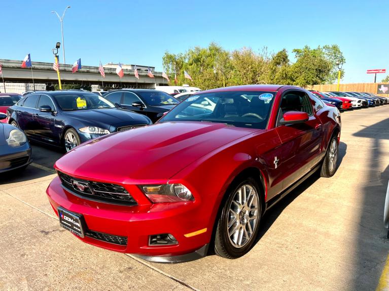 Used 2012 Ford Mustang V6 Coupe for sale $13,995 at AAN Master 2027 in Gurnee IL 60031 4
