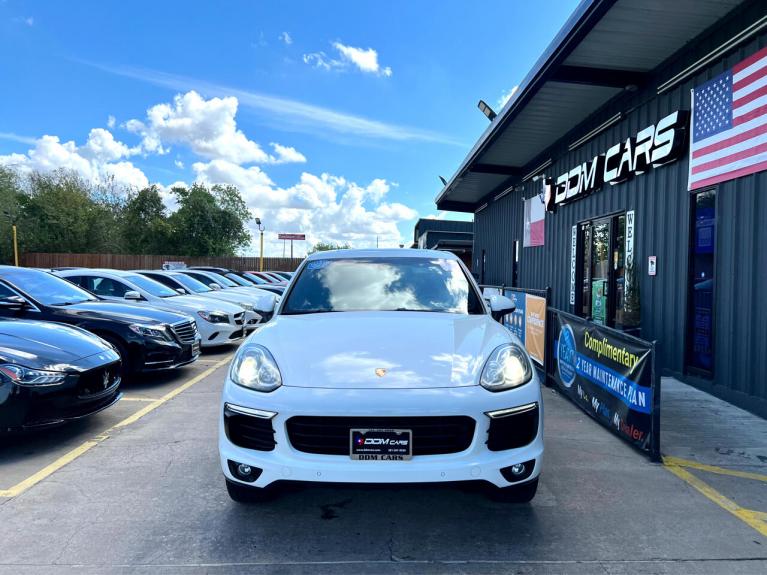 Used 2016 Porsche Cayenne Base for sale $24,995 at AAN Master 2027 in Gurnee IL 60031 3