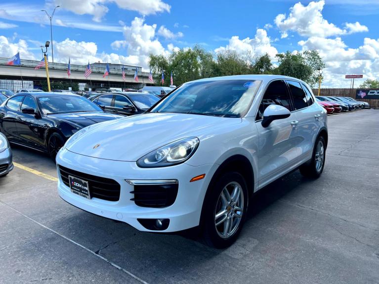 Used 2016 Porsche Cayenne Base for sale $24,995 at AAN Master 2027 in Gurnee IL 60031 4