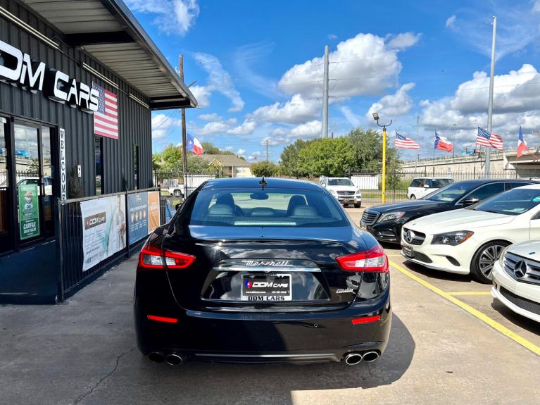 Used 2017 Maserati Ghibli Base for sale $28,995 at AAN Master 2027 in Gurnee IL 60031 6