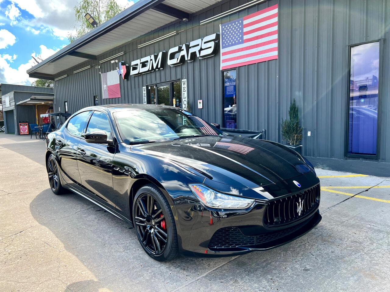 Used 2017 Maserati Ghibli Base for sale $28,995 at AAN Master 2027 in Gurnee IL 60031 1