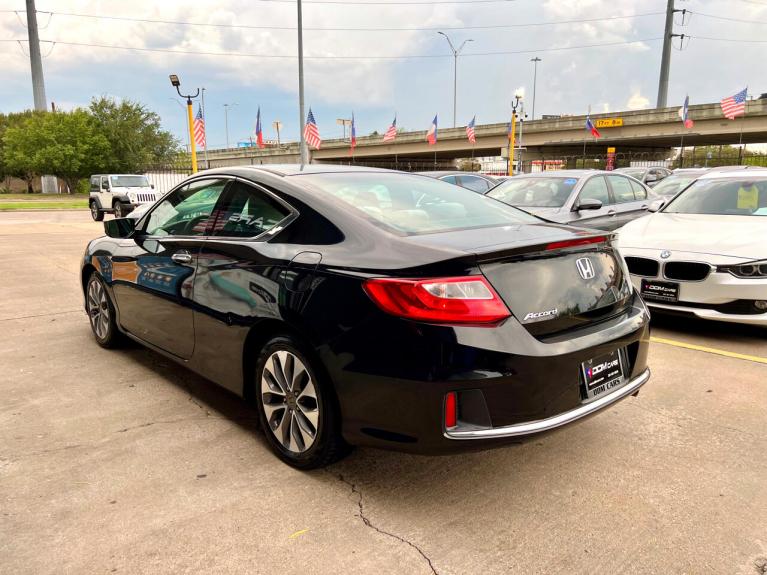 Used 2015 Honda Accord LX-S Coupe CVT for sale $14,995 at AAN Master 2027 in Gurnee IL 60031 5