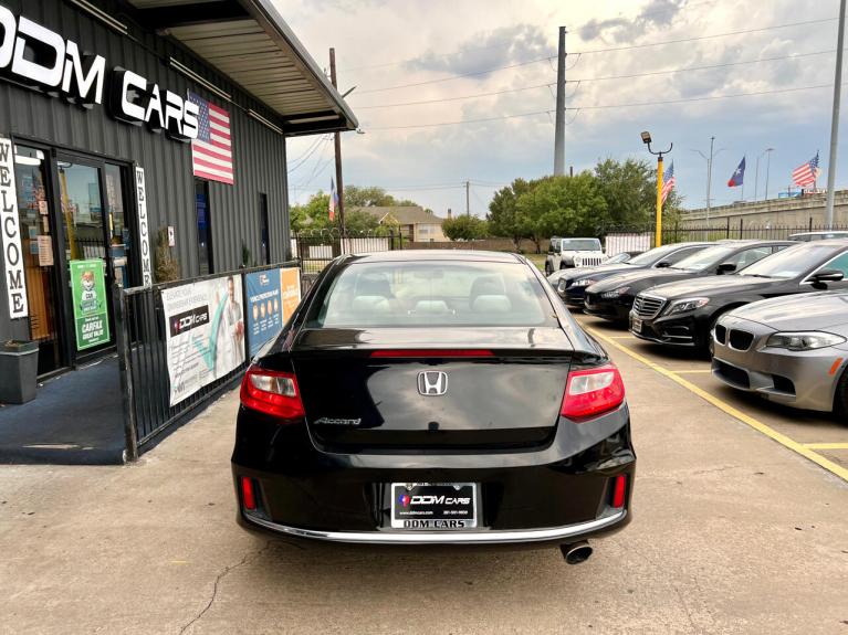Used 2015 Honda Accord LX-S Coupe CVT for sale $14,995 at AAN Master 2027 in Gurnee IL 60031 6