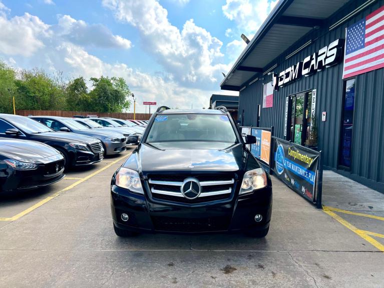 Used 2011 Mercedes-Benz GLK-Class GLK350 for sale $13,995 at AAN Master 2027 in Gurnee IL 60031 3