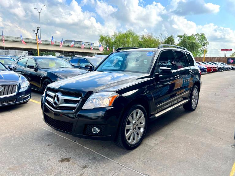 Used 2011 Mercedes-Benz GLK-Class GLK350 for sale $13,995 at AAN Master 2027 in Gurnee IL 60031 4