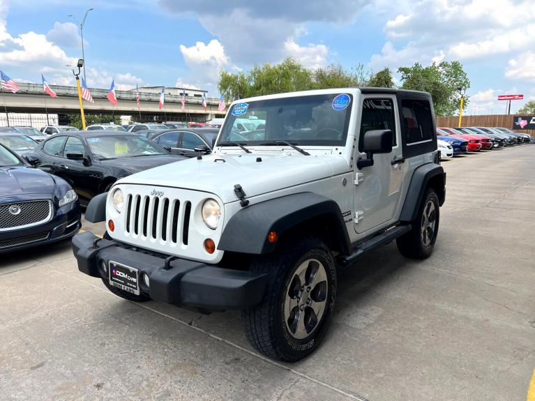 Used 2010 Jeep Wrangler Sport 4WD for sale $16,995 at AAN Master 2027 in Gurnee IL 60031 4