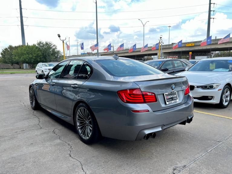 Used 2013 BMW M5 Sedan for sale $27,995 at AAN Master 2027 in Gurnee IL 60031 5