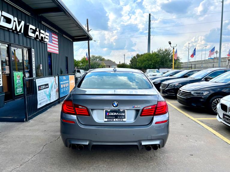 Used 2013 BMW M5 Sedan for sale $27,995 at AAN Master 2027 in Gurnee IL 60031 6