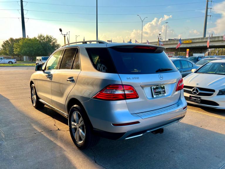 Used 2013 Mercedes-Benz M-Class ML350 4MATIC for sale $13,995 at AAN Master 2027 in Gurnee IL 60031 5